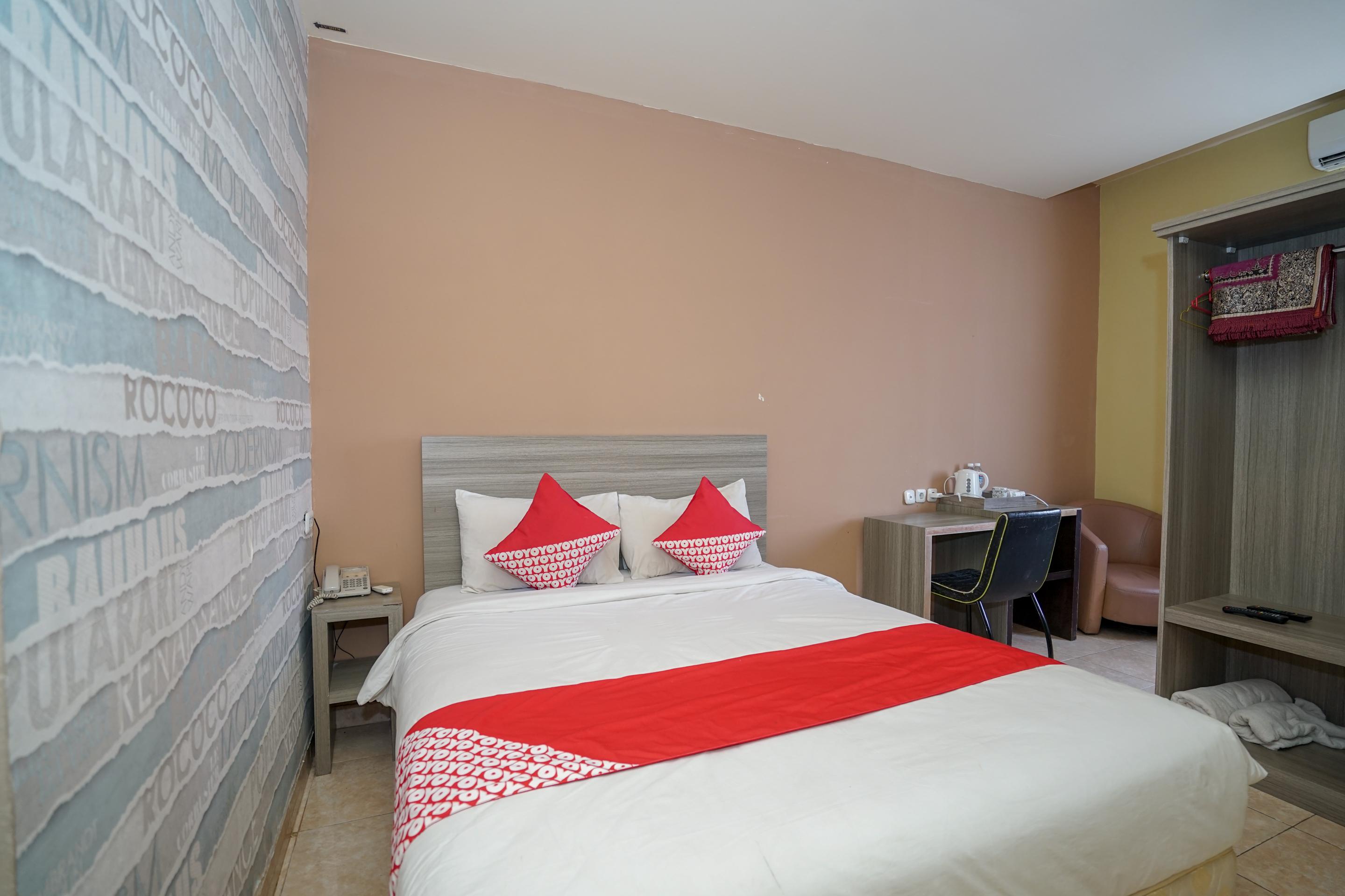 Urbanview Hotel Best Skip Palembang Exterior photo