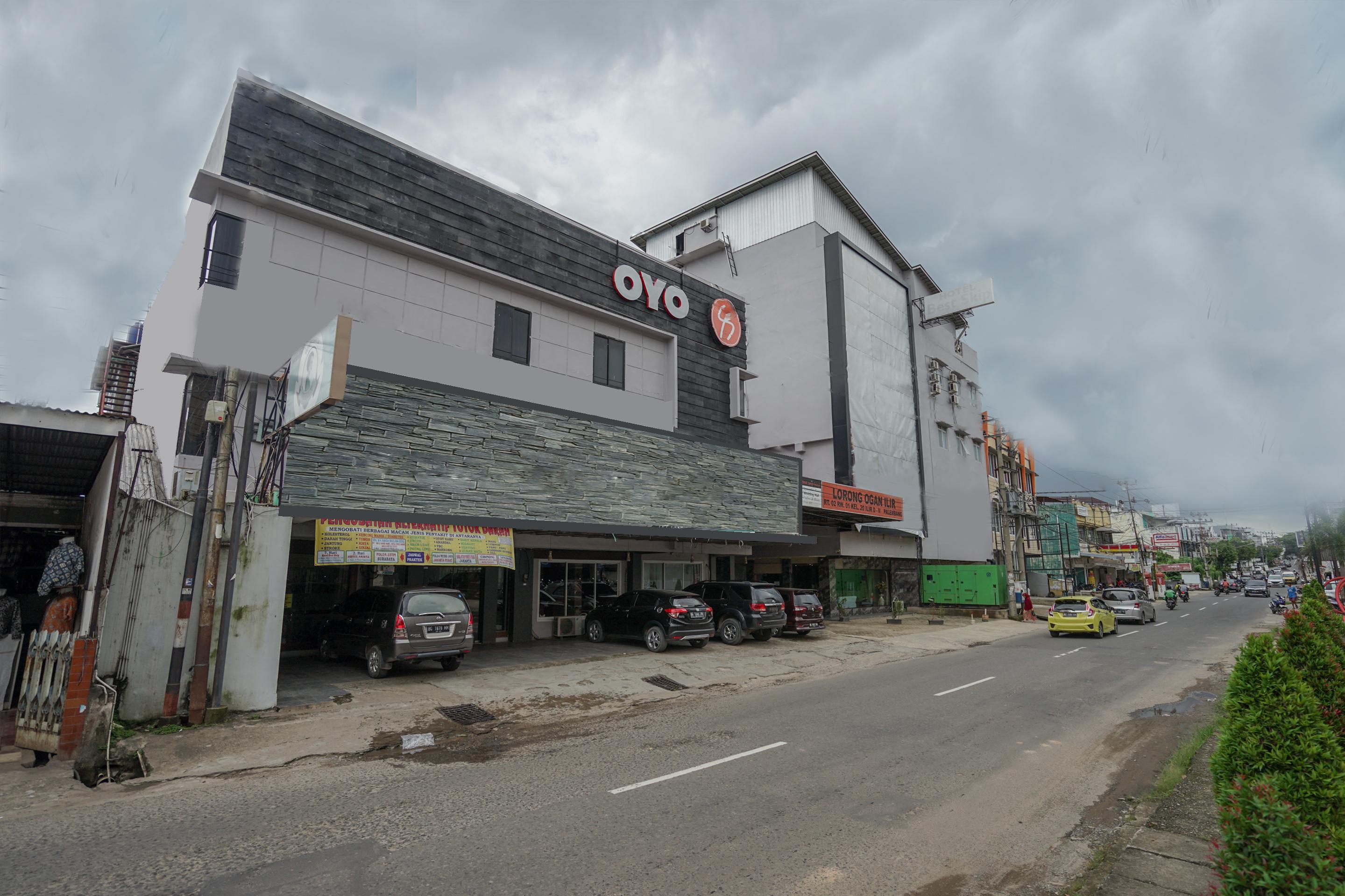 Urbanview Hotel Best Skip Palembang Exterior photo